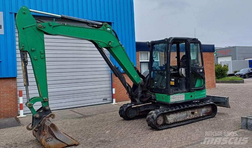 Hitachi ZX 65 소형 굴삭기 7톤 미만