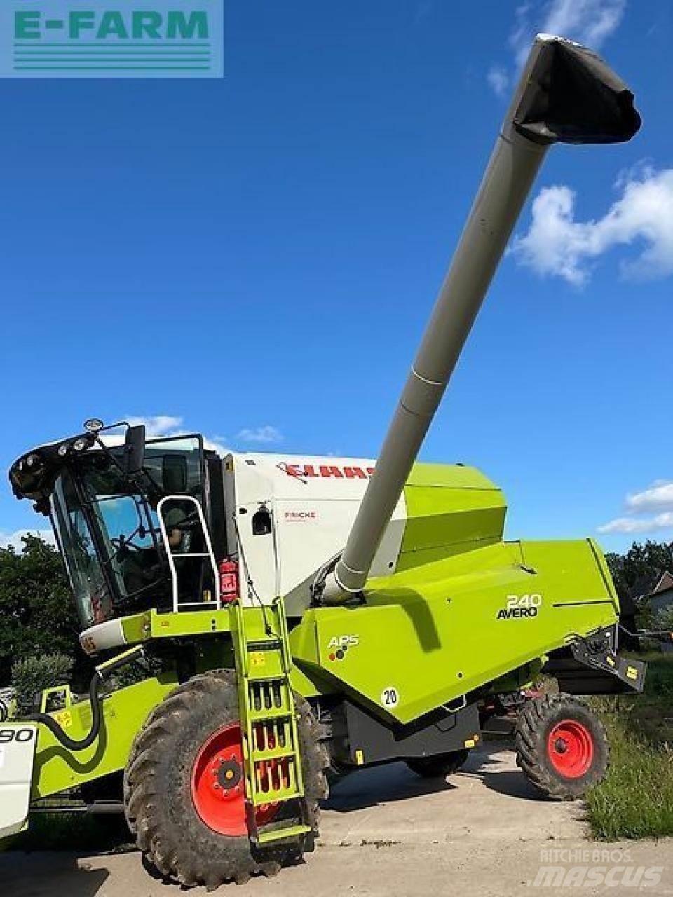 CLAAS avero 240 콤바인 수확기