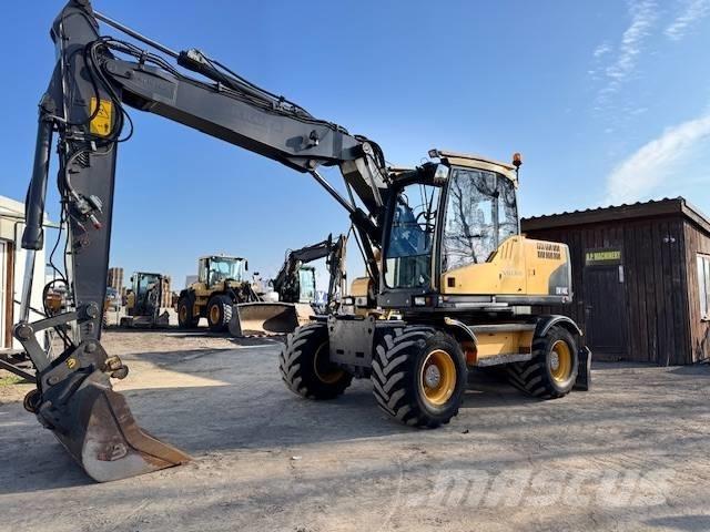 Volvo EW 140 C  휠 굴삭기