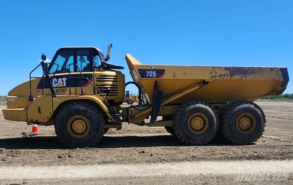 CAT 725 연결식 홀러