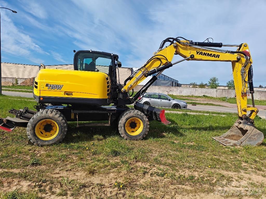 Yanmar B110W  휠 굴삭기