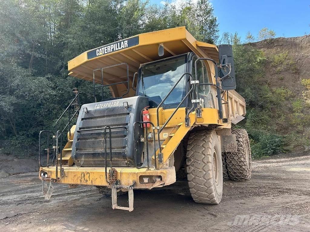 CAT 773F 초대형 덤프 트럭