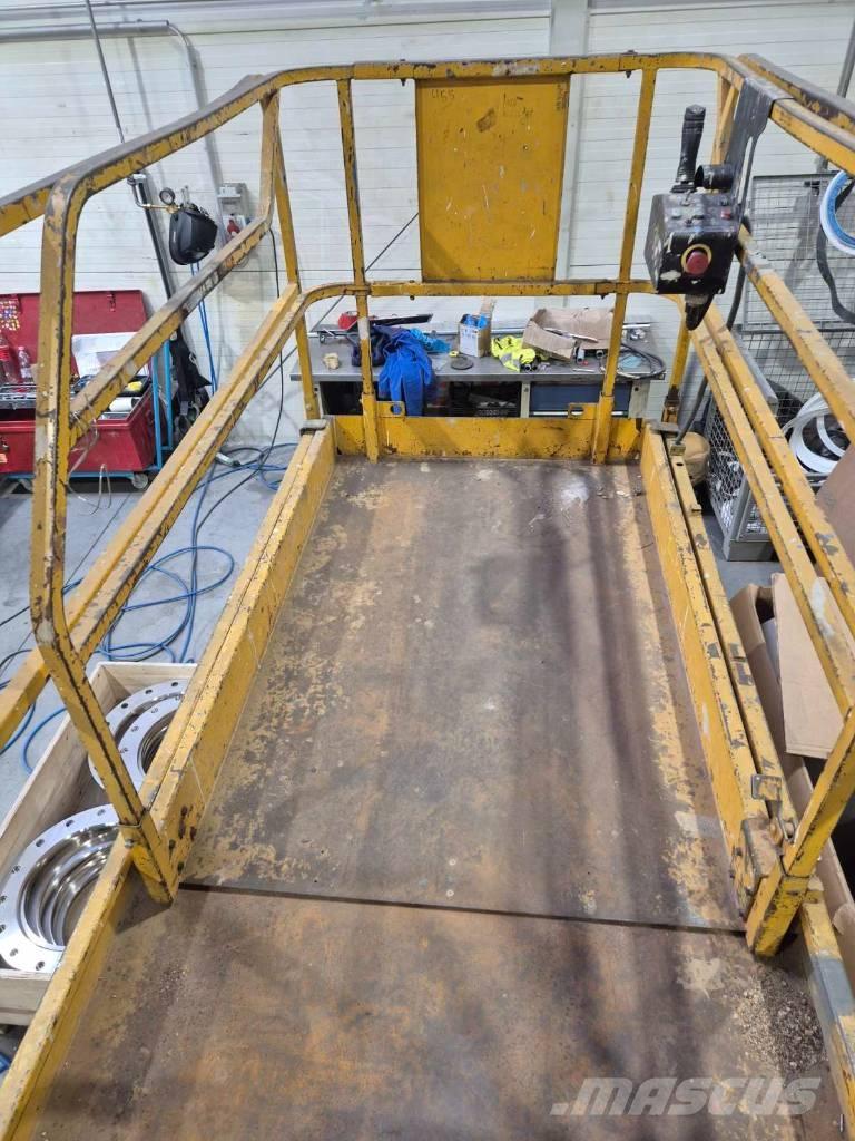 Haulotte Compact 12 가위형 리프트