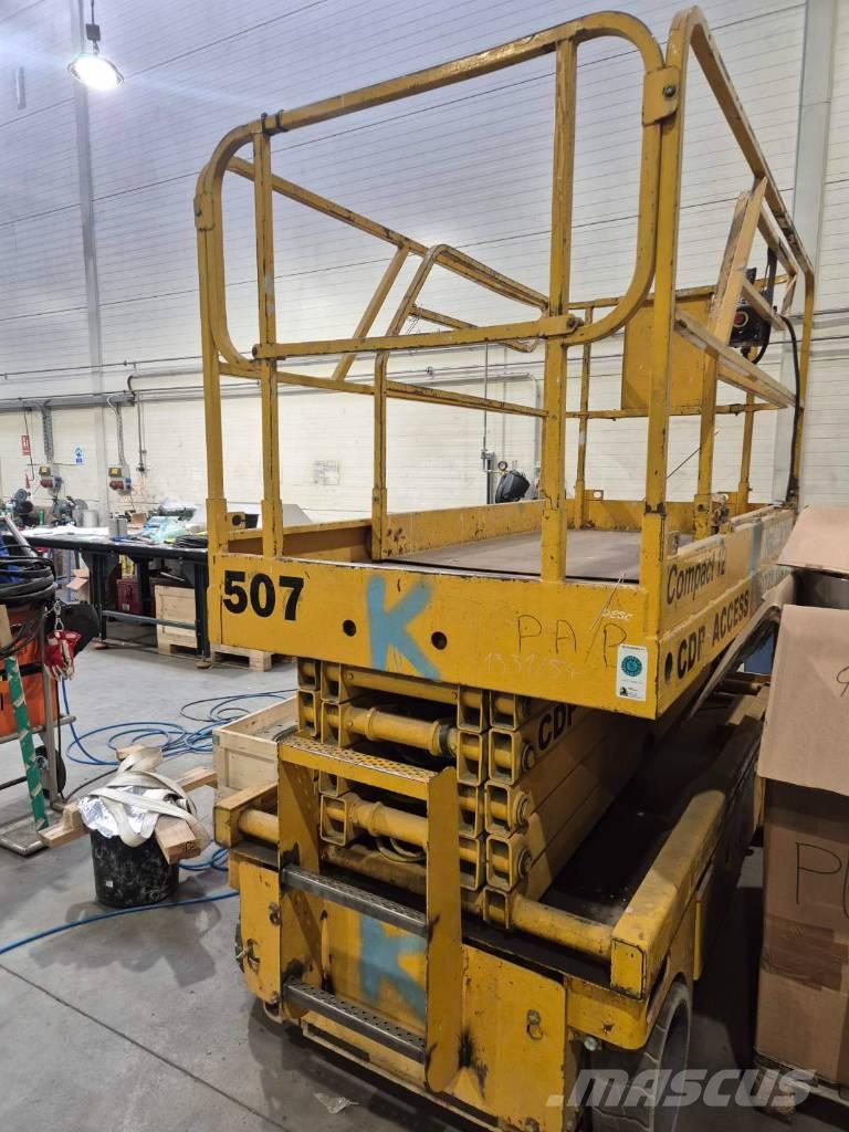 Haulotte Compact 12 가위형 리프트