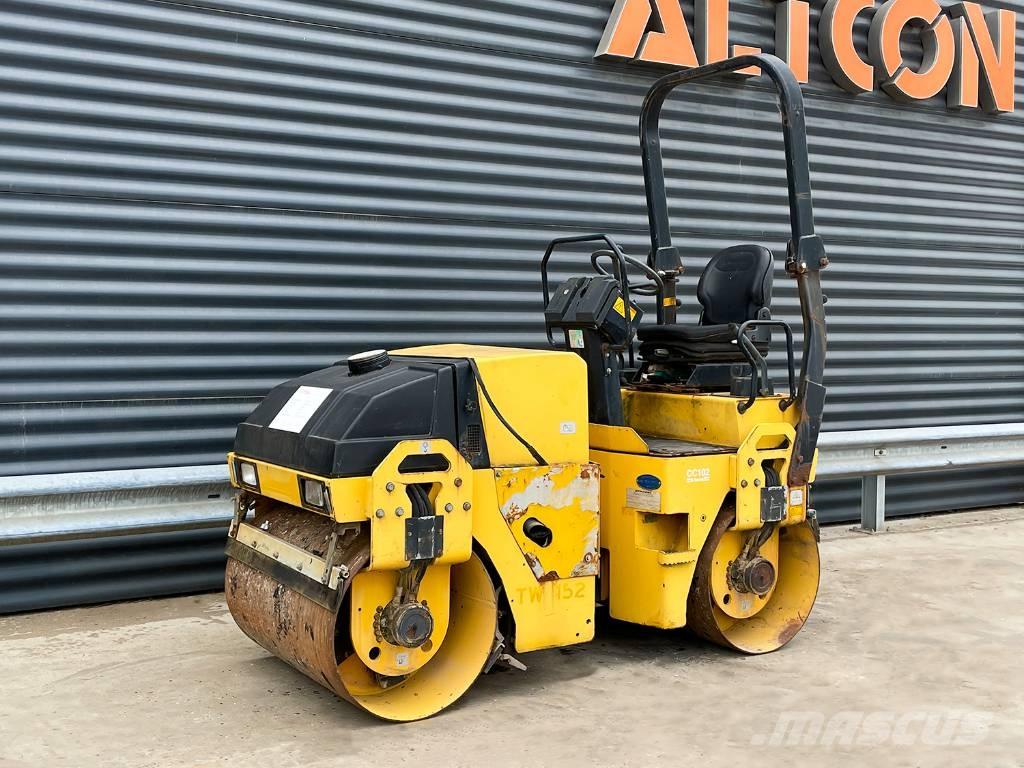 Dynapac CC102 트윈 드럼 롤러