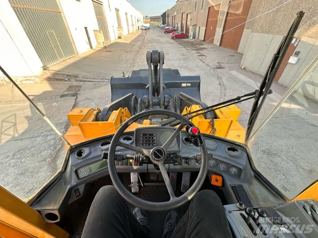 Volvo L 150  휠로우더