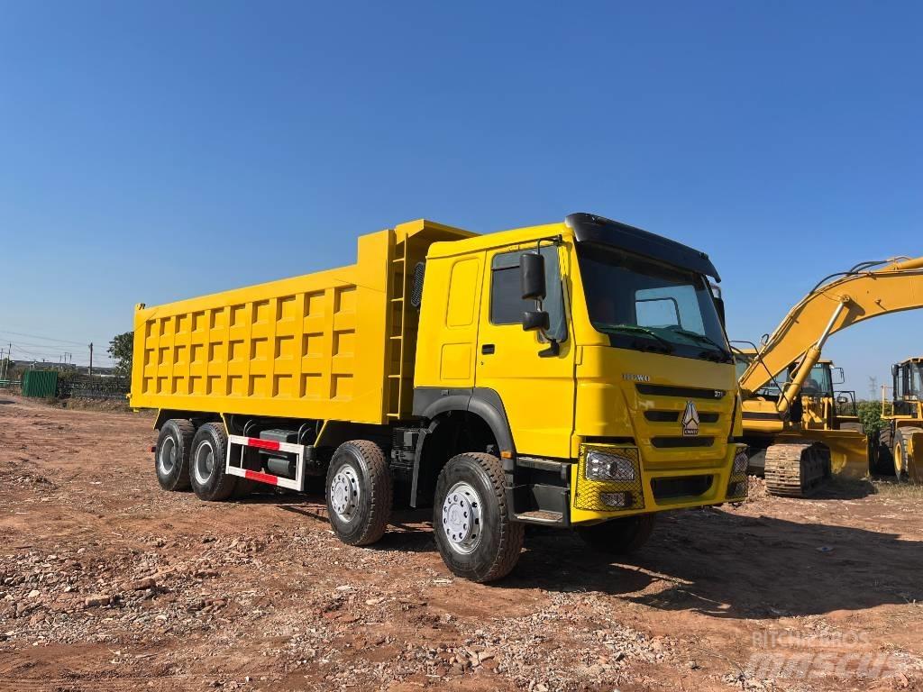 CAT 371hp 덤프 트럭
