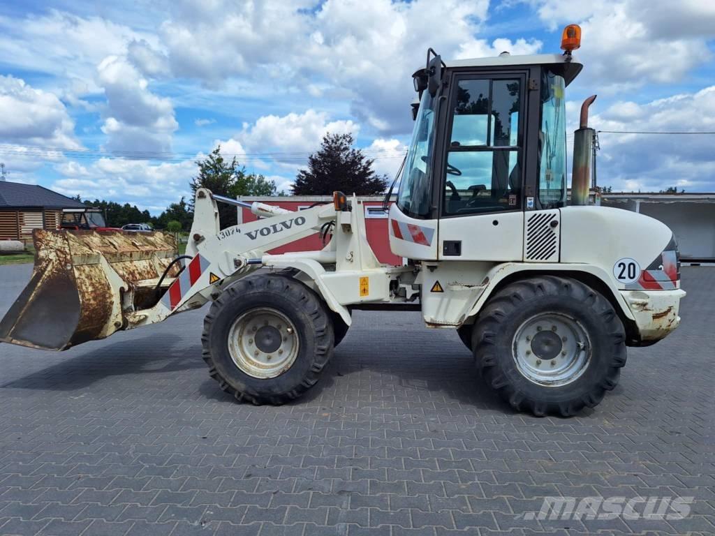 Volvo L 30 B  휠로우더