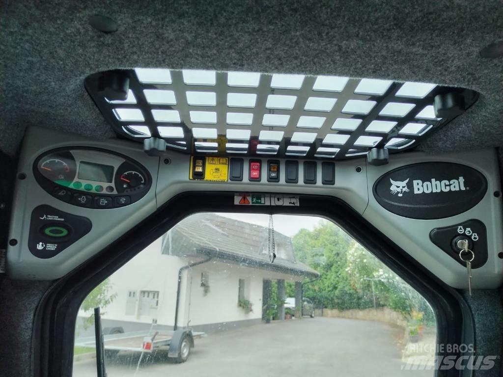 Bobcat S 100  스키드로더