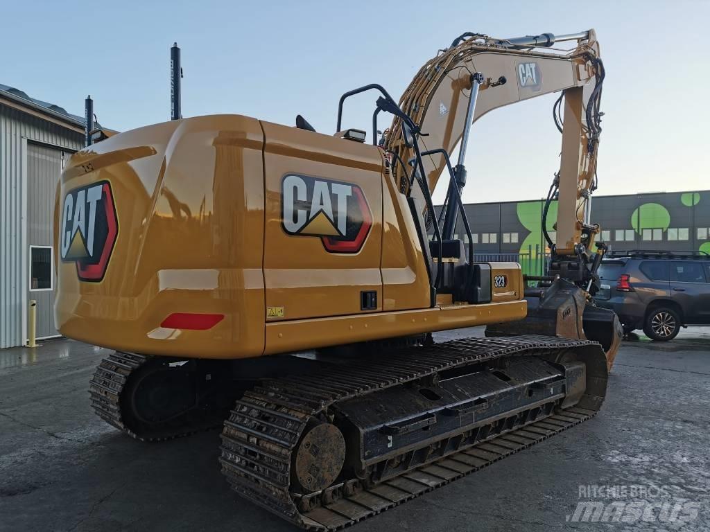 CAT 323 대형 굴삭기 29톤 이상