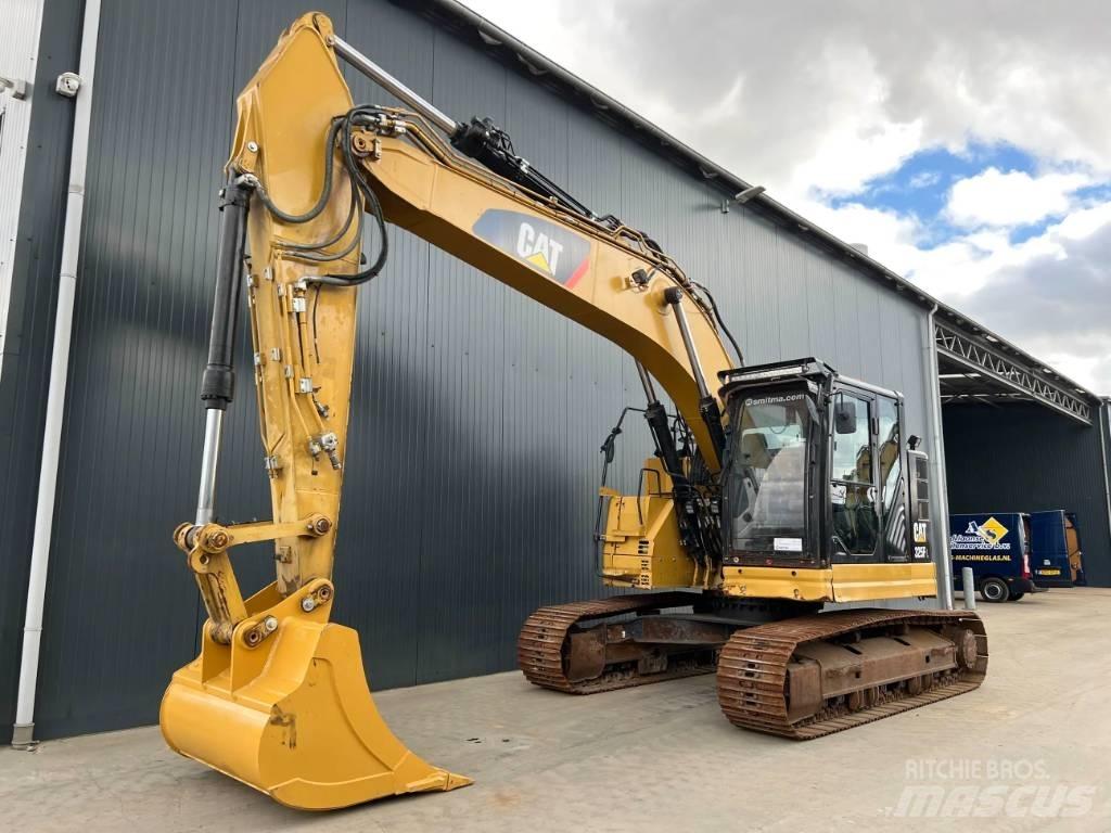CAT 325F LCR 대형 굴삭기 29톤 이상