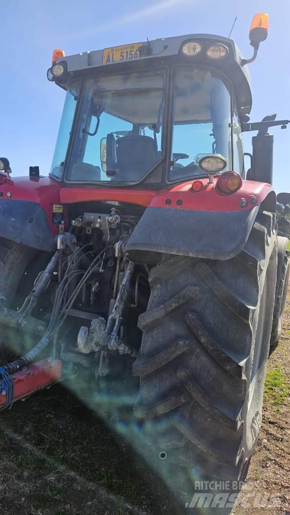 Massey Ferguson 6715 트랙터