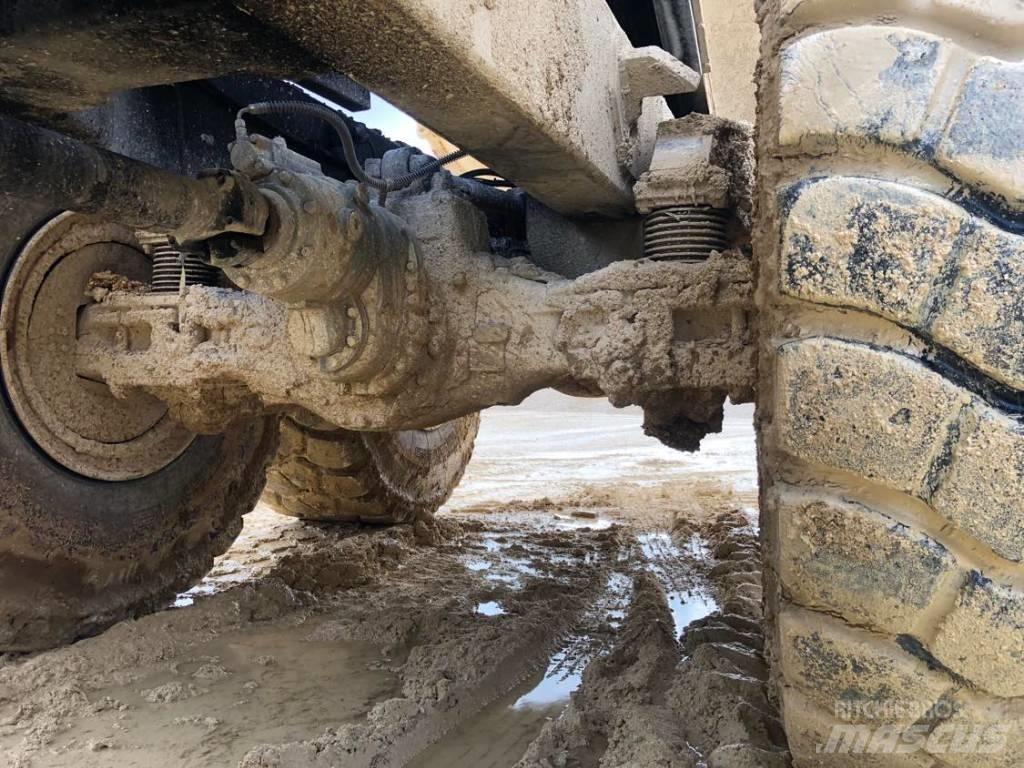 Terex TA 40 연결식 홀러
