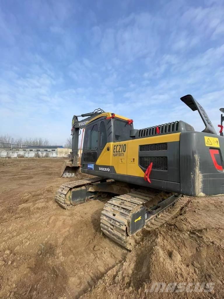 Volvo EC210D 대형 굴삭기 29톤 이상