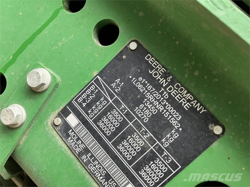 John Deere 6215R 트랙터