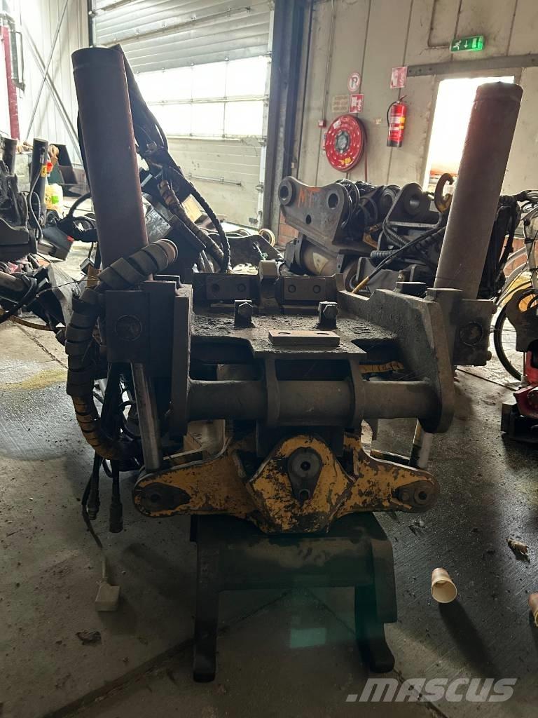 Engcon Tiltrotator 로테이터