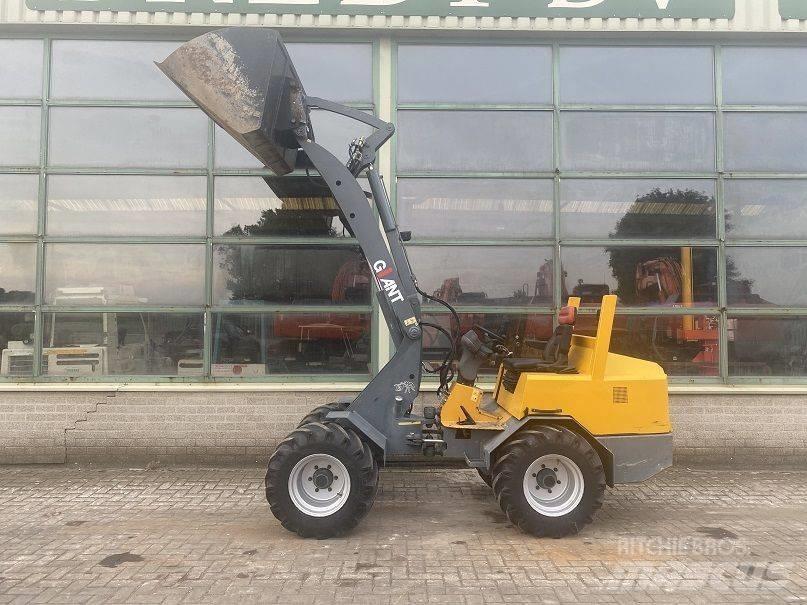 GiANT V 451 T 미니 로더