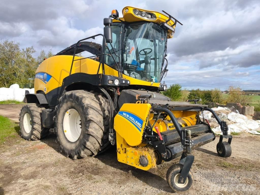 New Holland FR 850 자동 초지기계