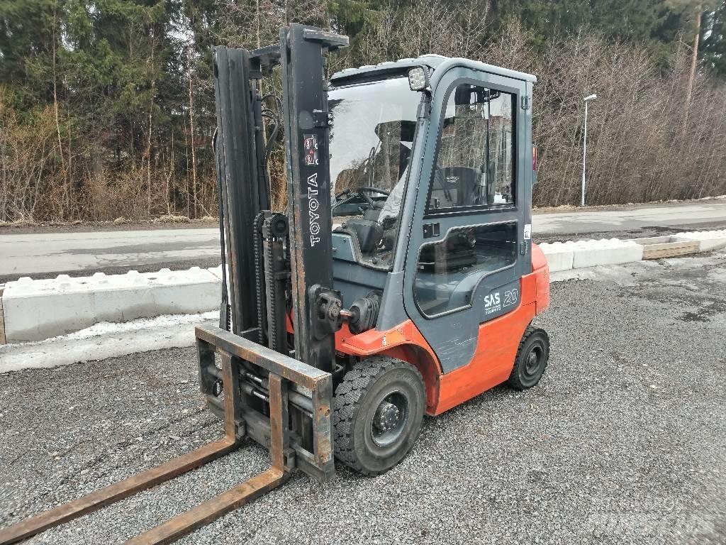 Toyota 7FGF20 LPG 지게차