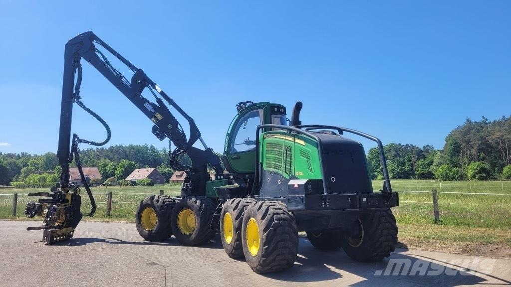 John Deere 1270 G 원목 하베스터