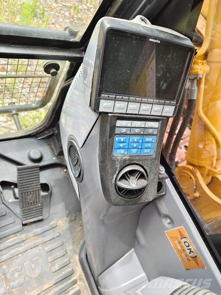 Komatsu PC 450-8 대형 굴삭기 29톤 이상