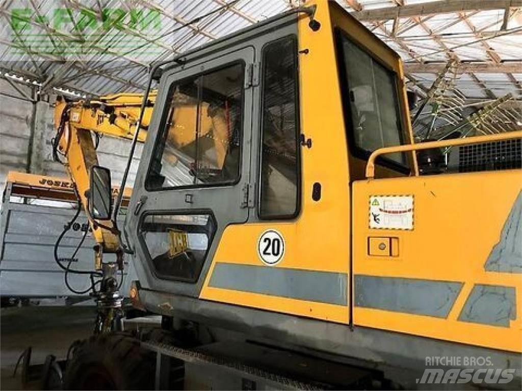 JCB js 130 w  휠 굴삭기