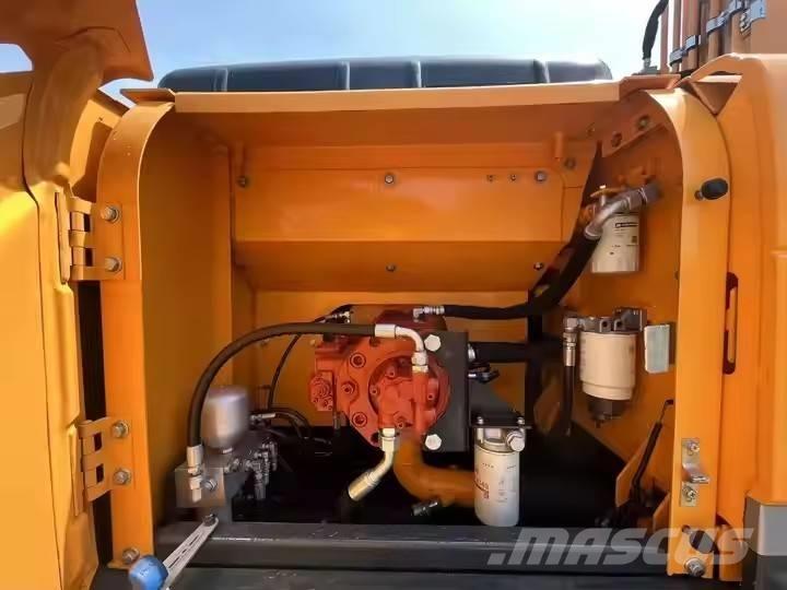 Hyundai 220 LC  9s 대형 굴삭기 29톤 이상