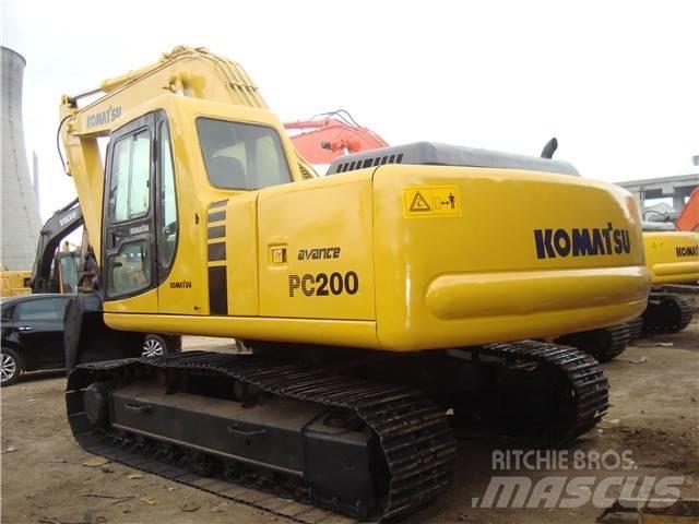 Komatsu PC 200 대형 굴삭기 29톤 이상