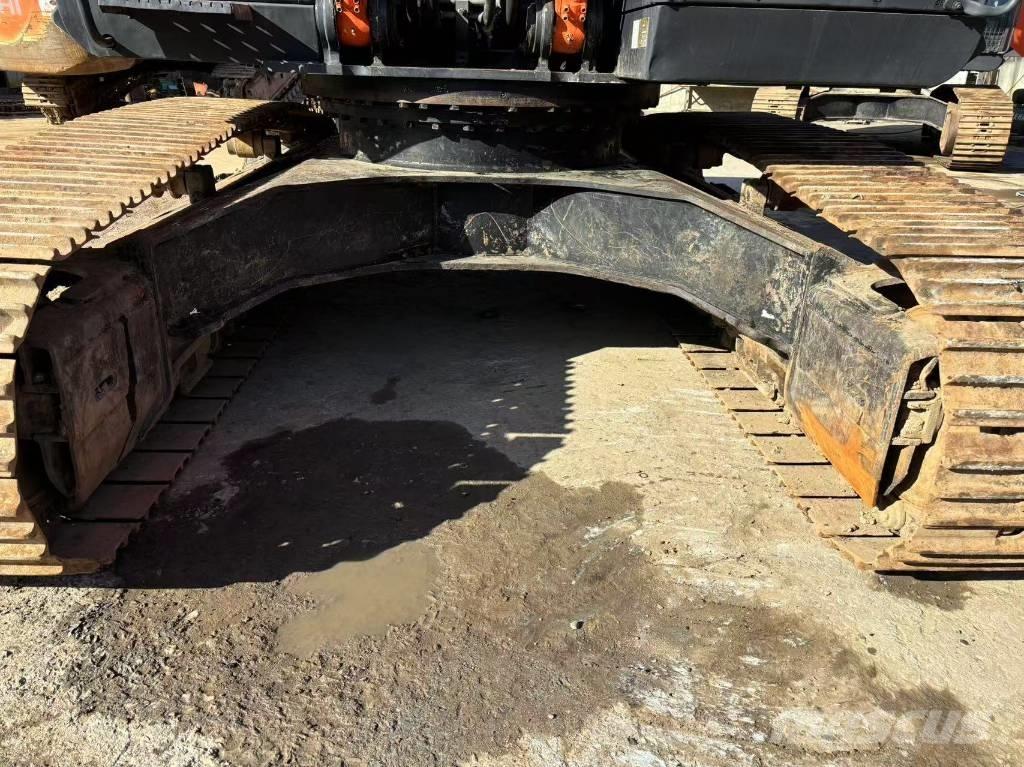 Hitachi ZX 350 대형 굴삭기 29톤 이상