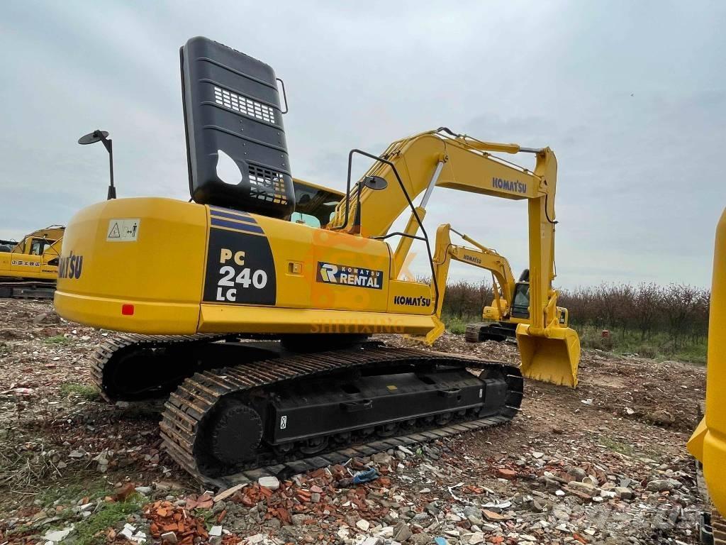 Komatsu PC 240 LC-8 대형 굴삭기 29톤 이상