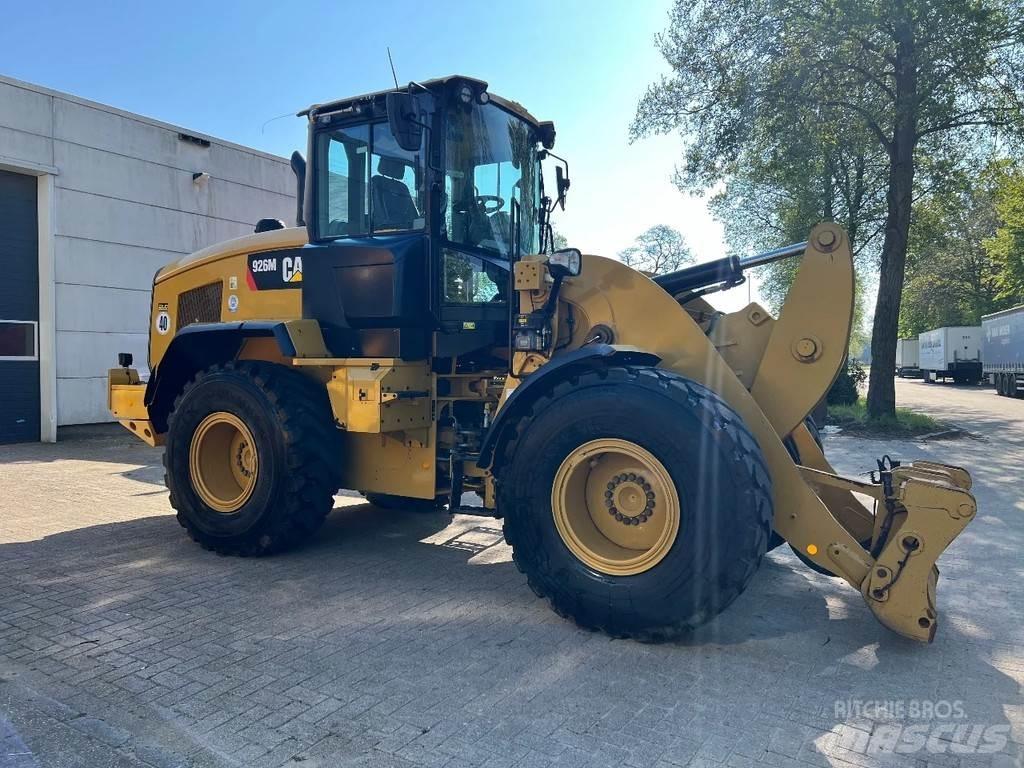 CAT 926M  휠로우더
