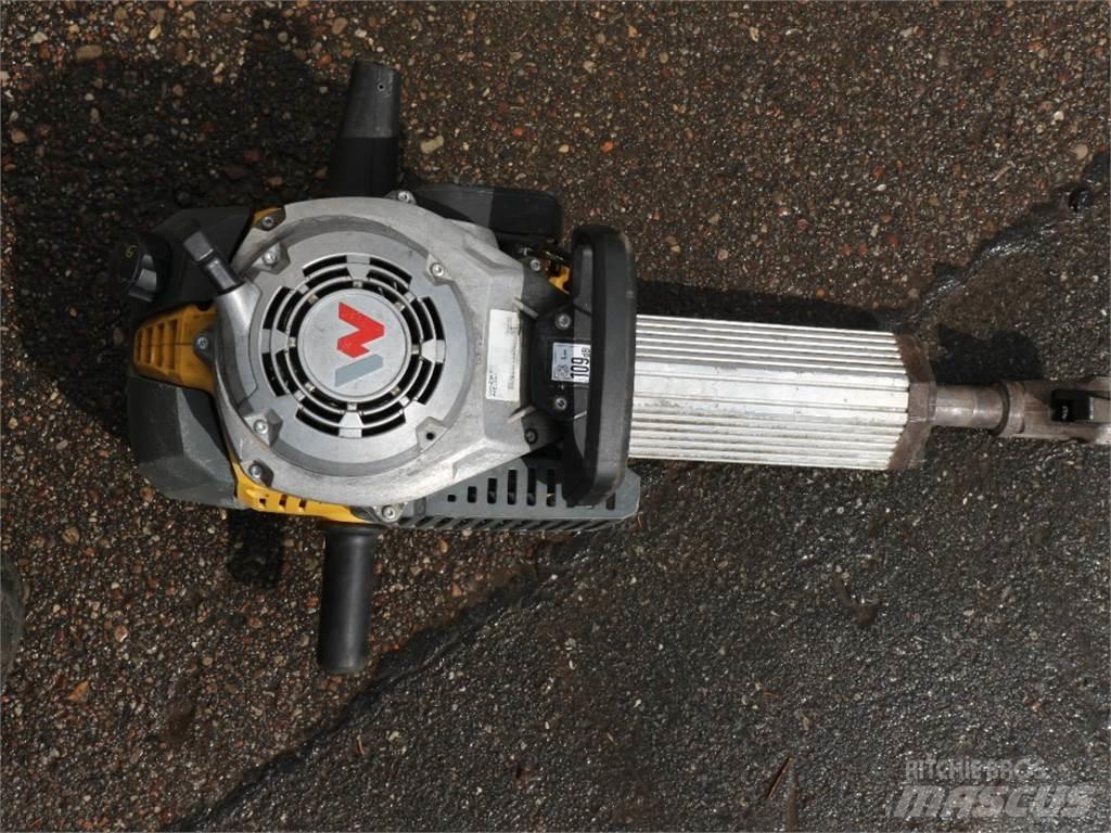 Neuson BH65 브레이커