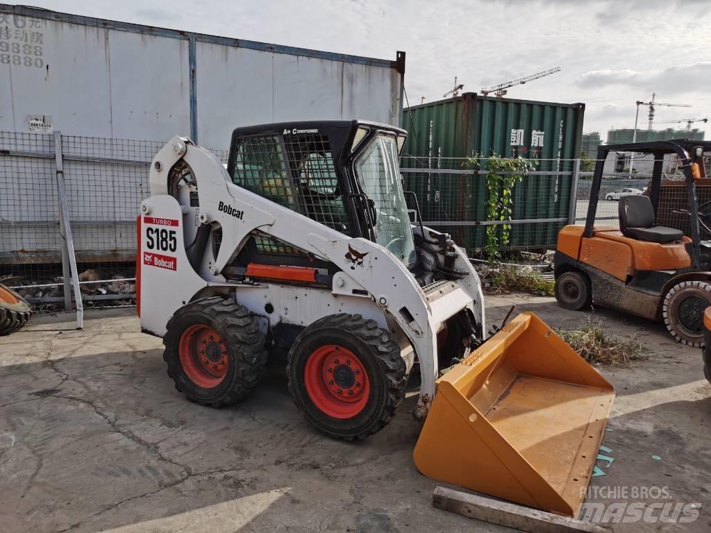 Bobcat S185  스키드로더