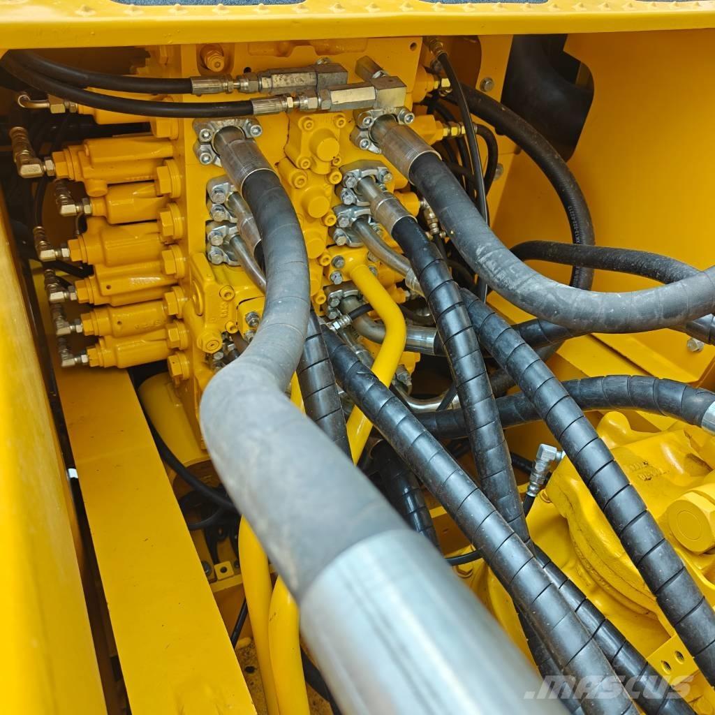 Komatsu 220-8MO 대형 굴삭기 29톤 이상