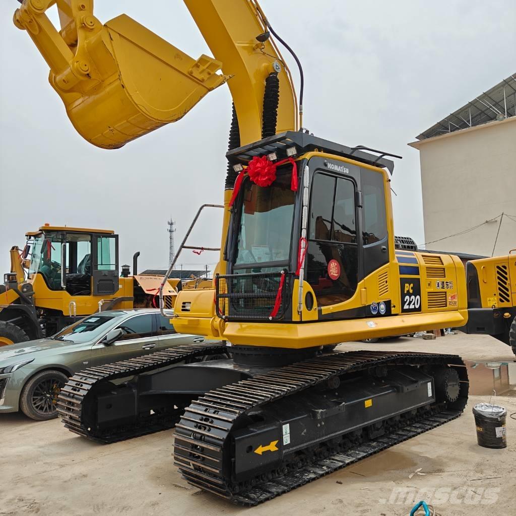 Komatsu 220-8MO 대형 굴삭기 29톤 이상