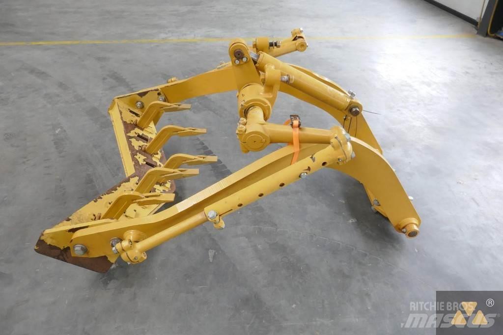 CAT 140M Scarifier 기타 부품  