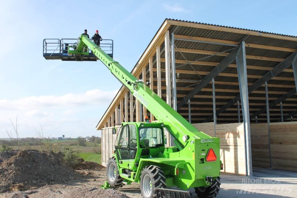 Merlo P40.17 텔러 핸들러