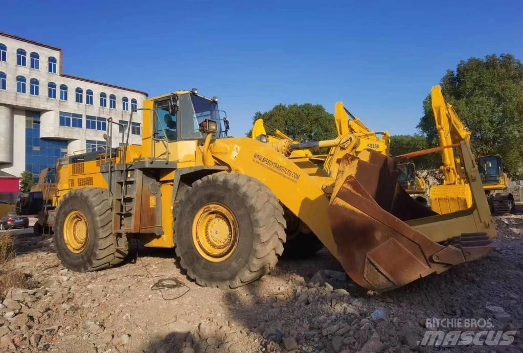 Komatsu WA 600  휠로우더