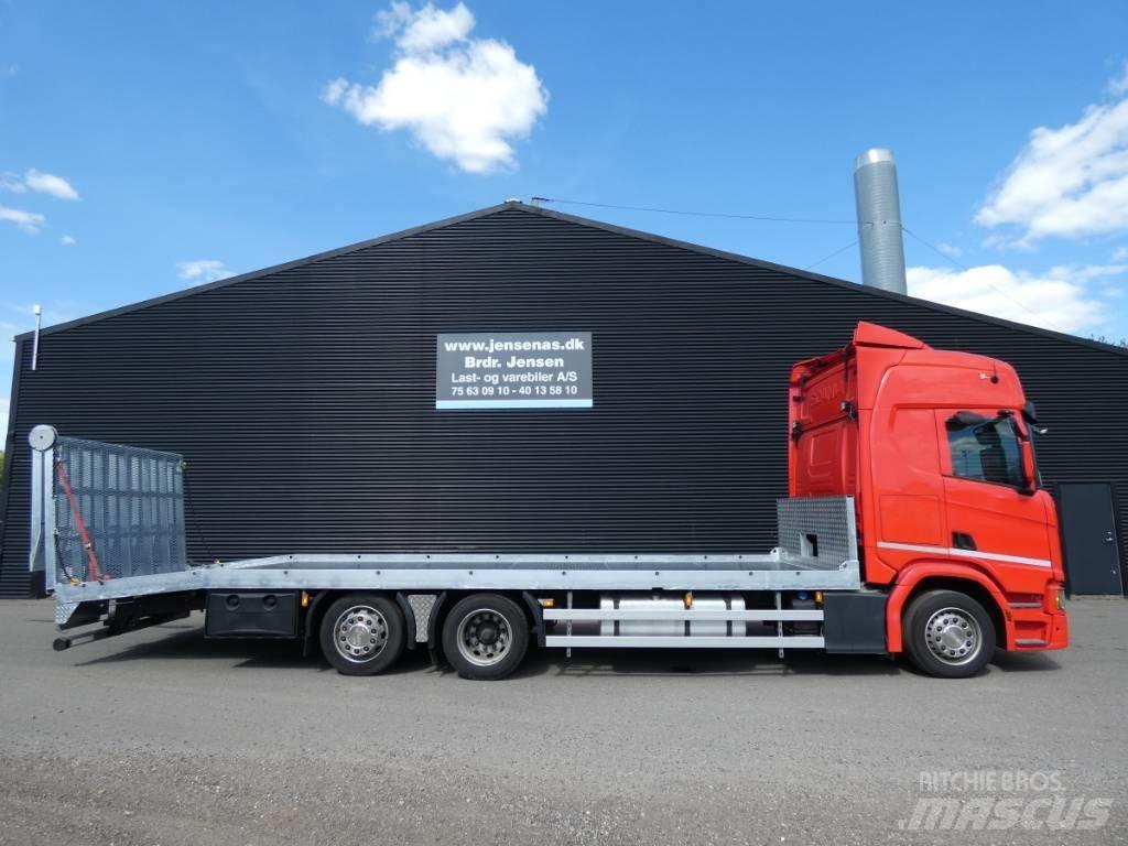 Scania R 410 차량 수송차