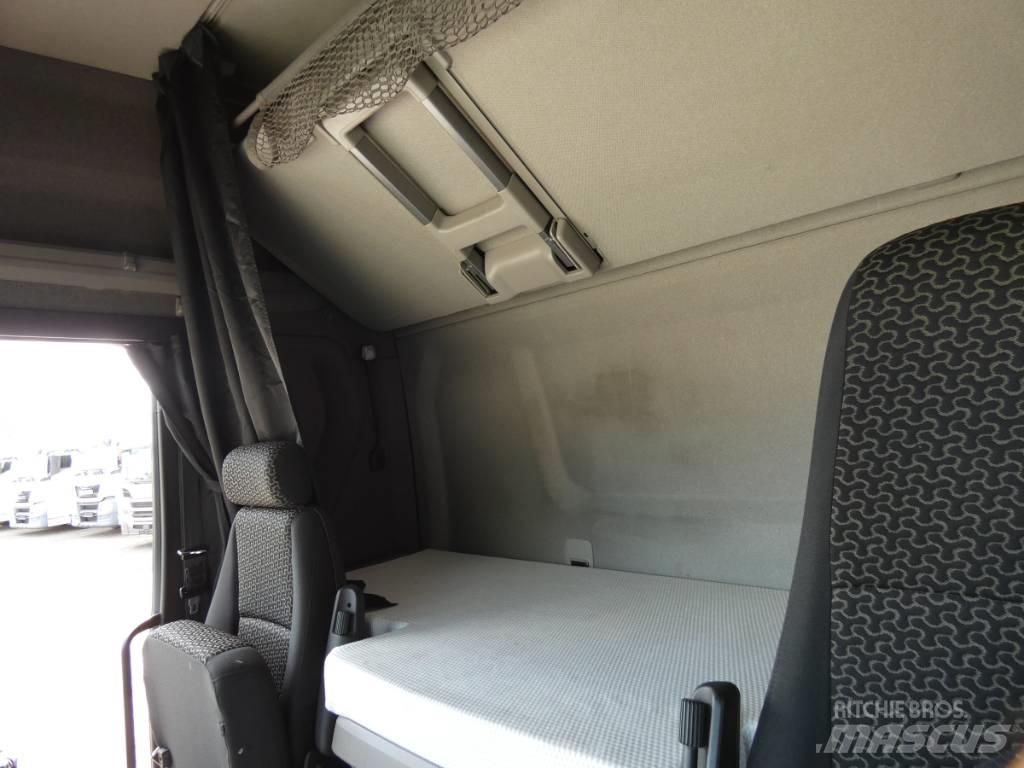Scania R 410 차량 수송차