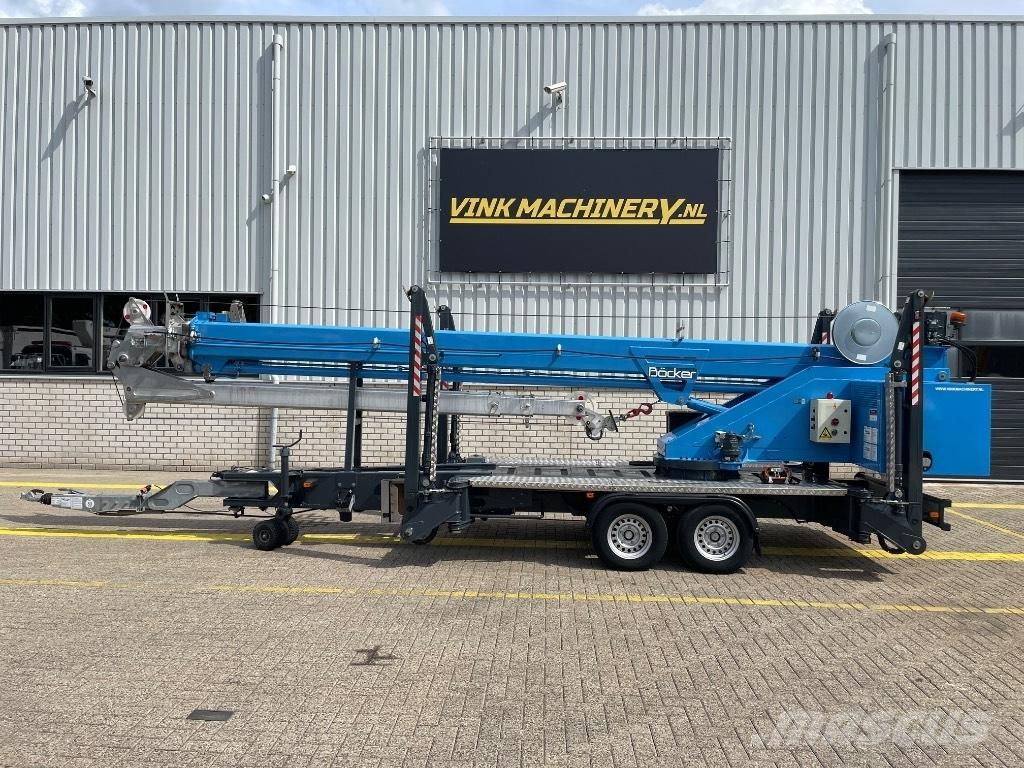 Böcker AHK 30/1500 A/T 크레인