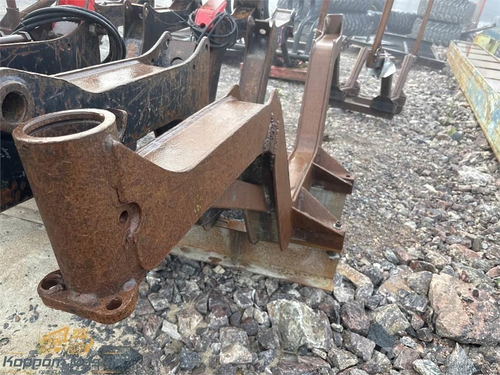 Valmet 890 기타 구성품