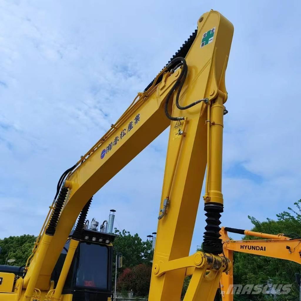 Komatsu PC 240 LC-8 대형 굴삭기 29톤 이상