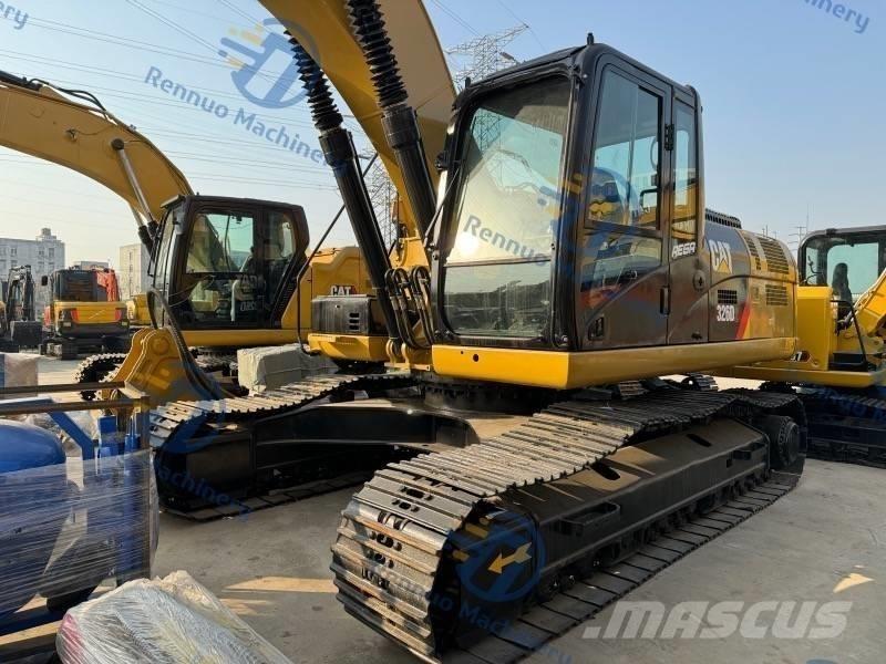 CAT 326D2 대형 굴삭기 29톤 이상