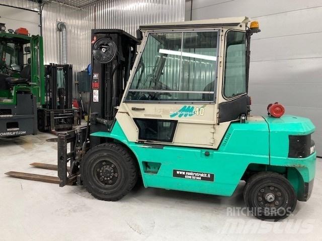 Mitsubishi FD40 디젤 지게차
