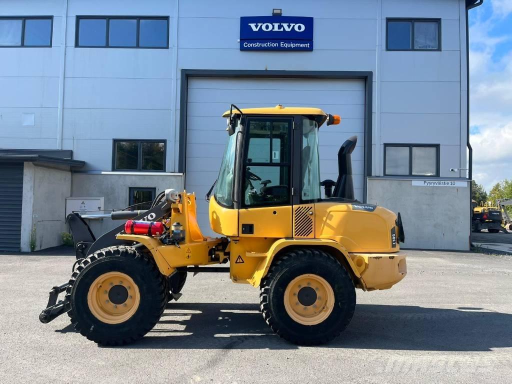 Volvo L 30 G  휠로우더