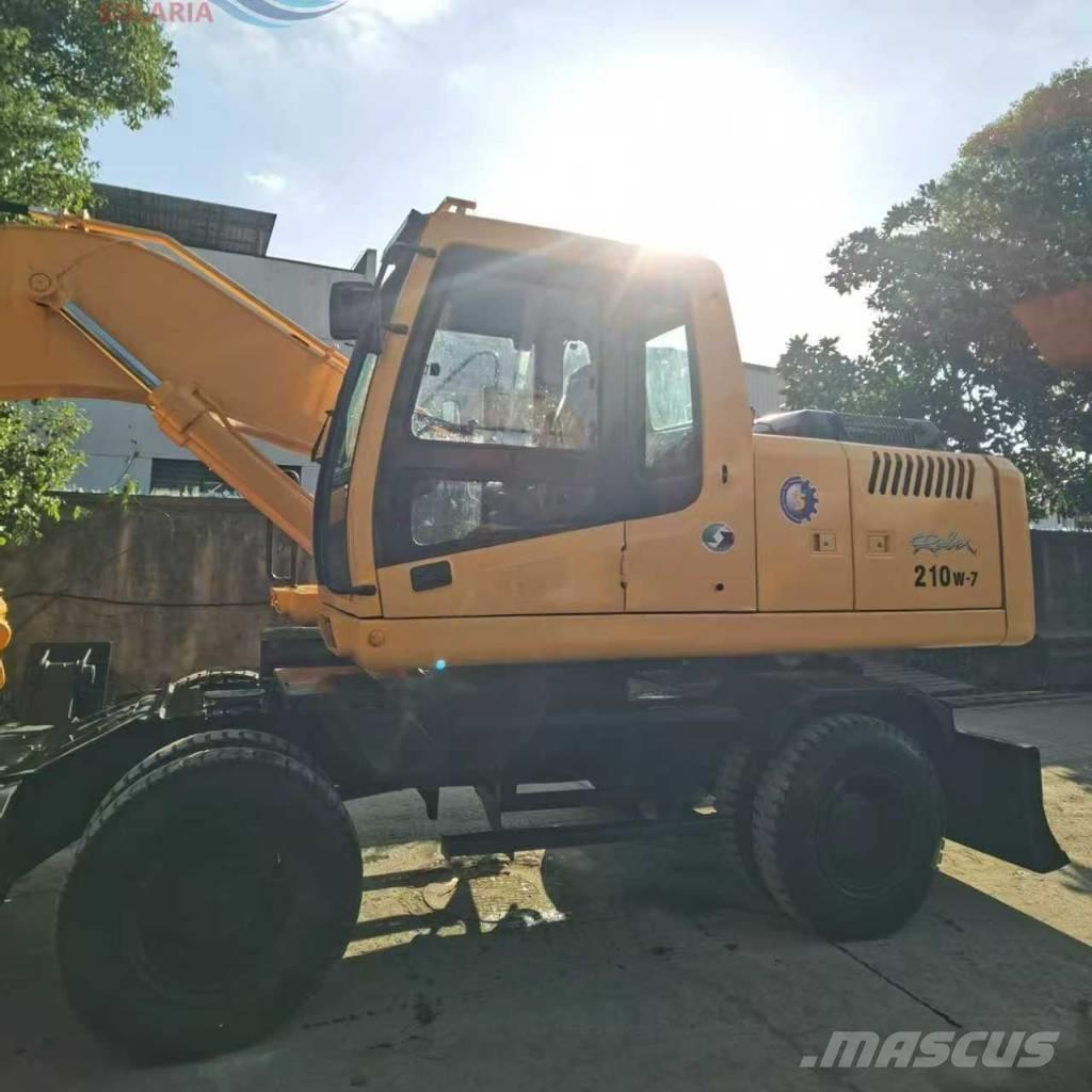 Hyundai r210w-7  휠 굴삭기