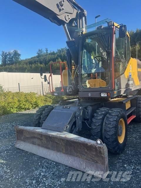 Volvo EW 220 E  휠 굴삭기