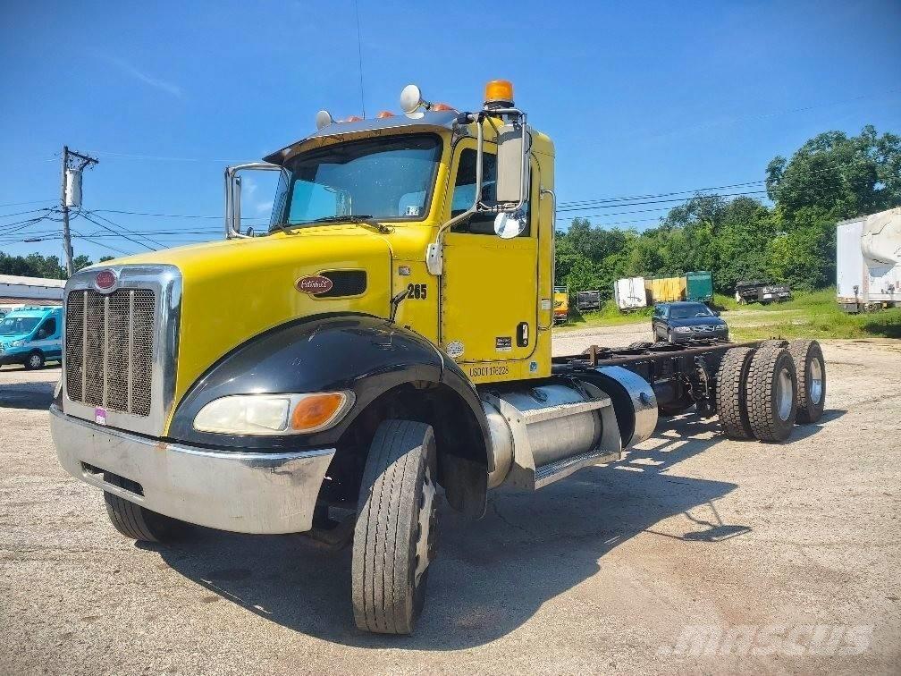 Peterbilt 348 새시 운전실 트럭