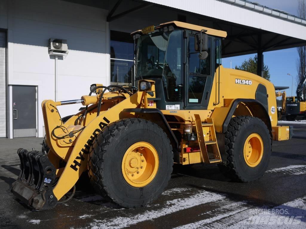 Hyundai HL 940  휠로우더